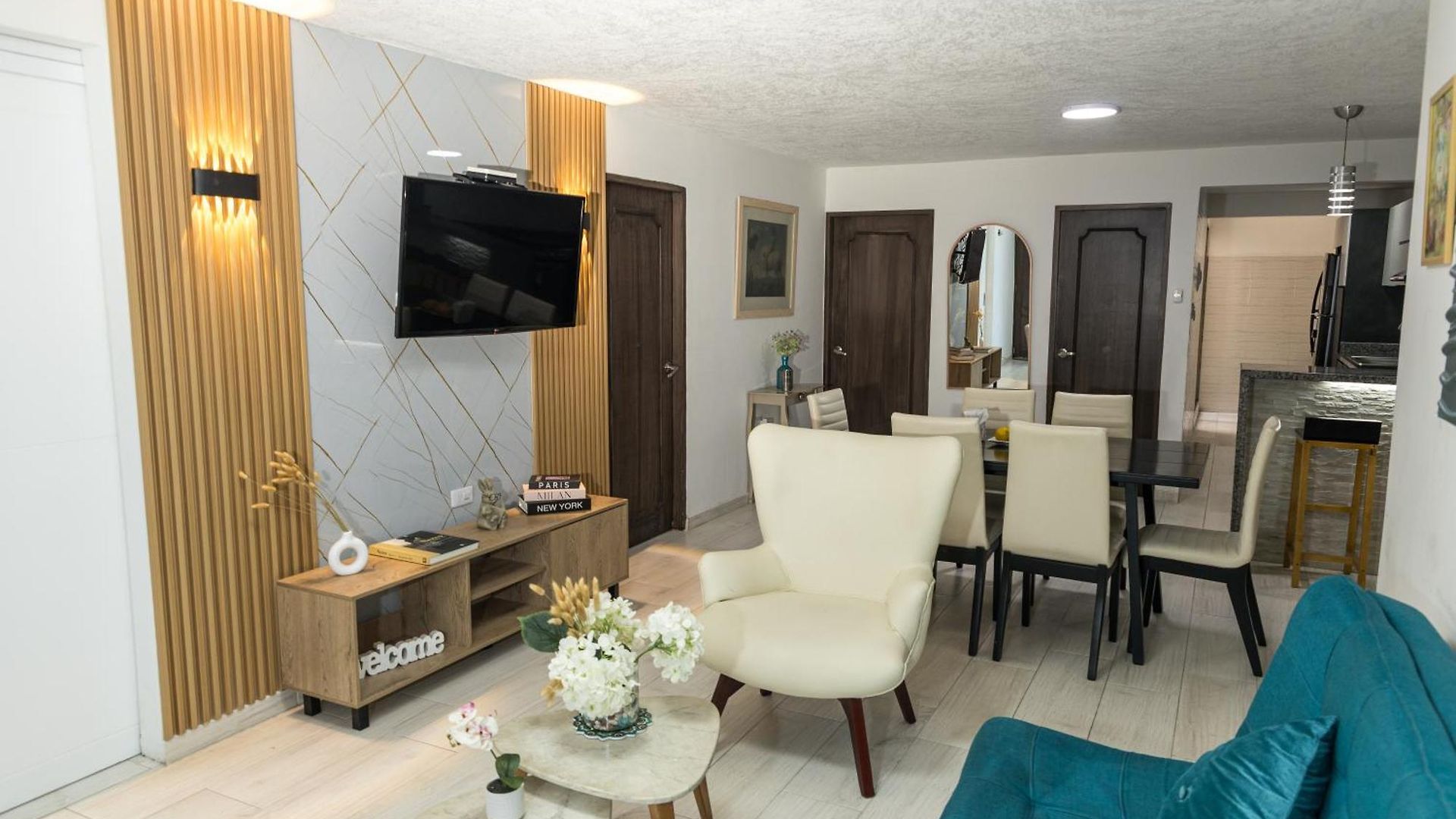 En Cerca Al Aeropuerto Y Playa Apartamento *