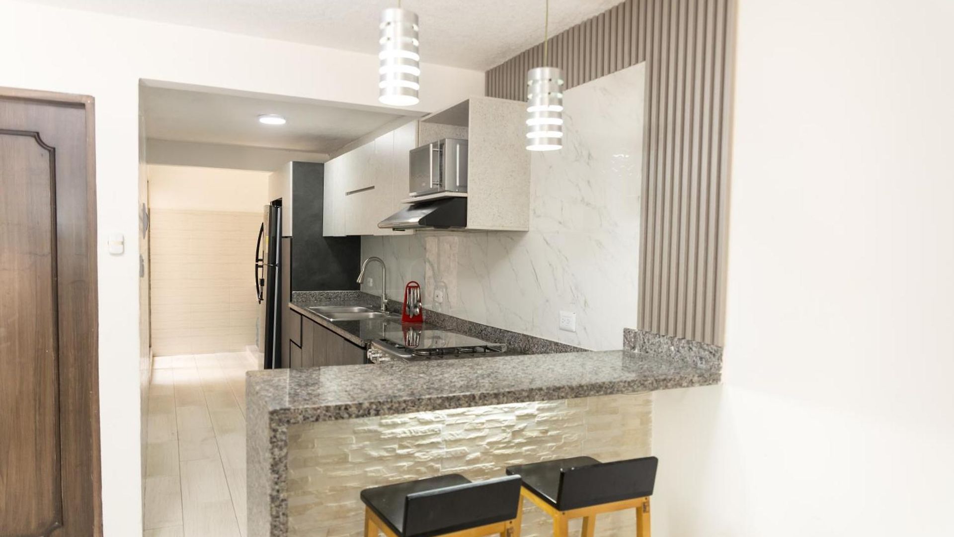 Apartamento En Cerca Al Aeropuerto Y Playa *