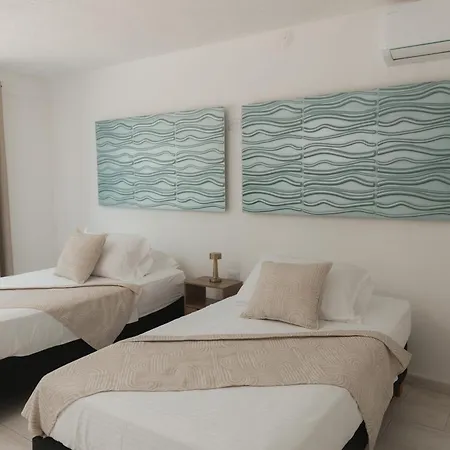 En Cerca Al Aeropuerto Y Playa Apartamento