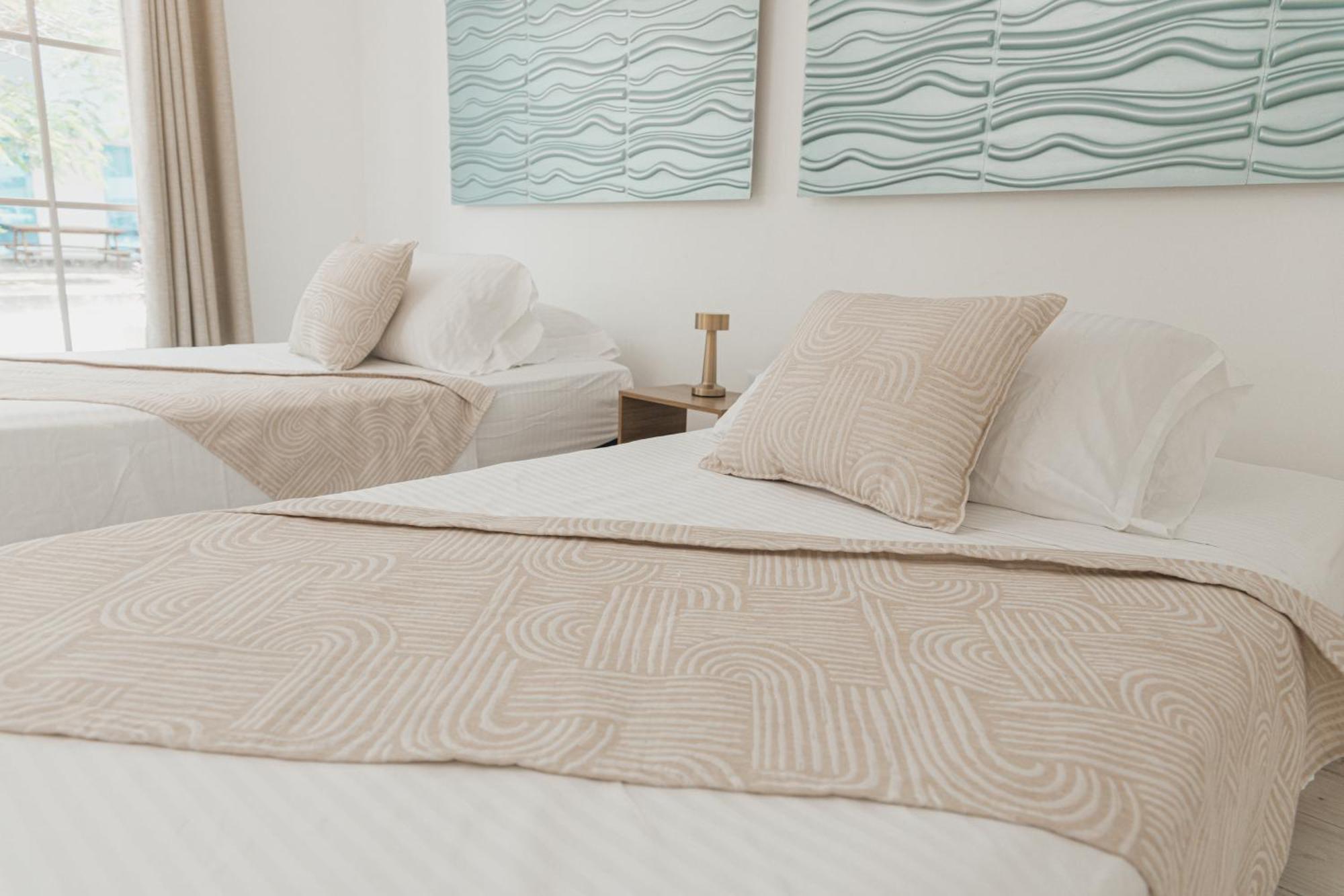 En Cerca Al Aeropuerto Y Playa