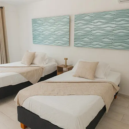 Apartamento En Cerca Al Aeropuerto Y Playa *