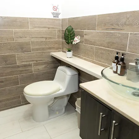 En Cerca Al Aeropuerto Y Playa Apartamento